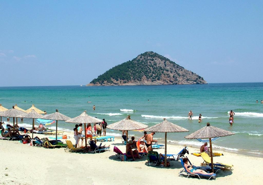 Hotel Athina Koinira Exterior foto