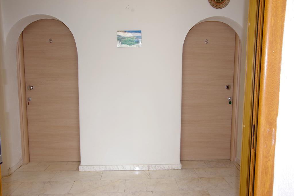Hotel Athina Koinira Exterior foto