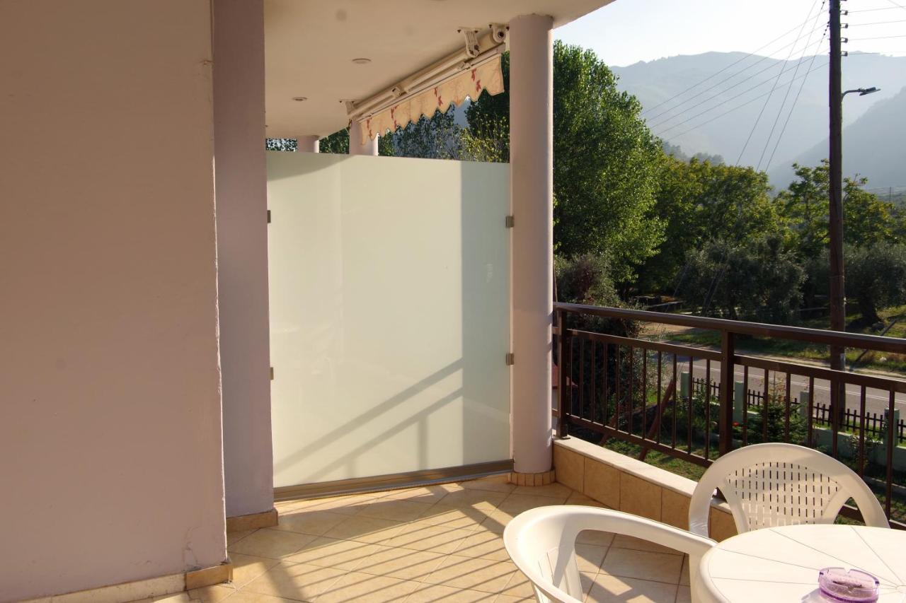 Hotel Athina Koinira Exterior foto