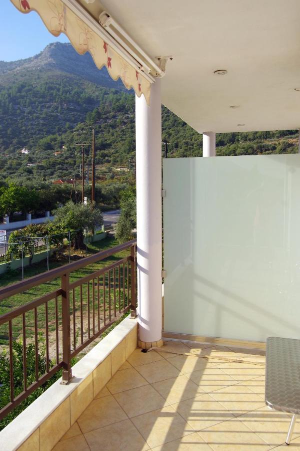 Hotel Athina Koinira Exterior foto